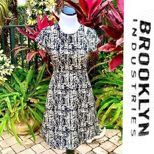 🍍3/$15🍍Brooklyn Industries Fit & Flare Dress